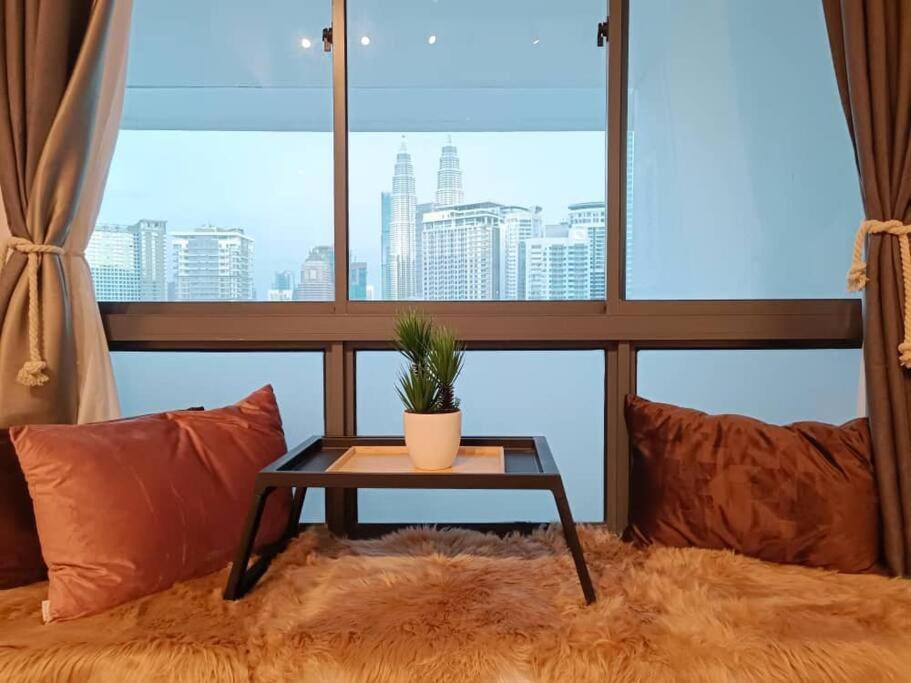 Apartamento C14B Modern Infinity Pool Klcc Balcony View Kuala Lumpur Exterior foto